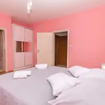 شقة As *
