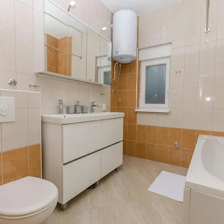 As Apartment Jezera