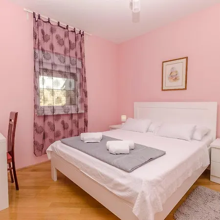 Apartment As Jezera