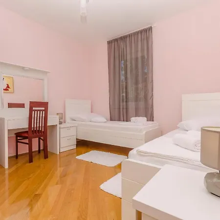 Apartment As Jezera