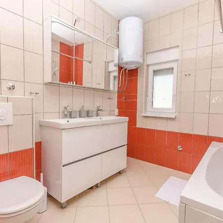 As Apartment Jezera