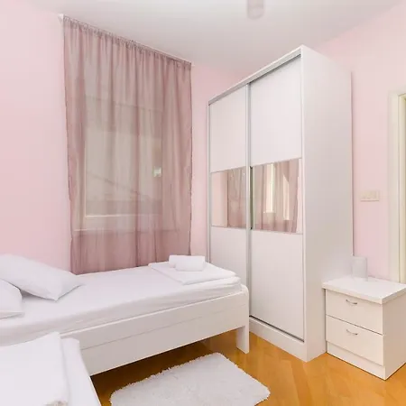 Apartment As Jezera
