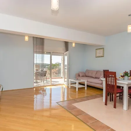 Apartment As *