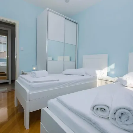 As Apartment